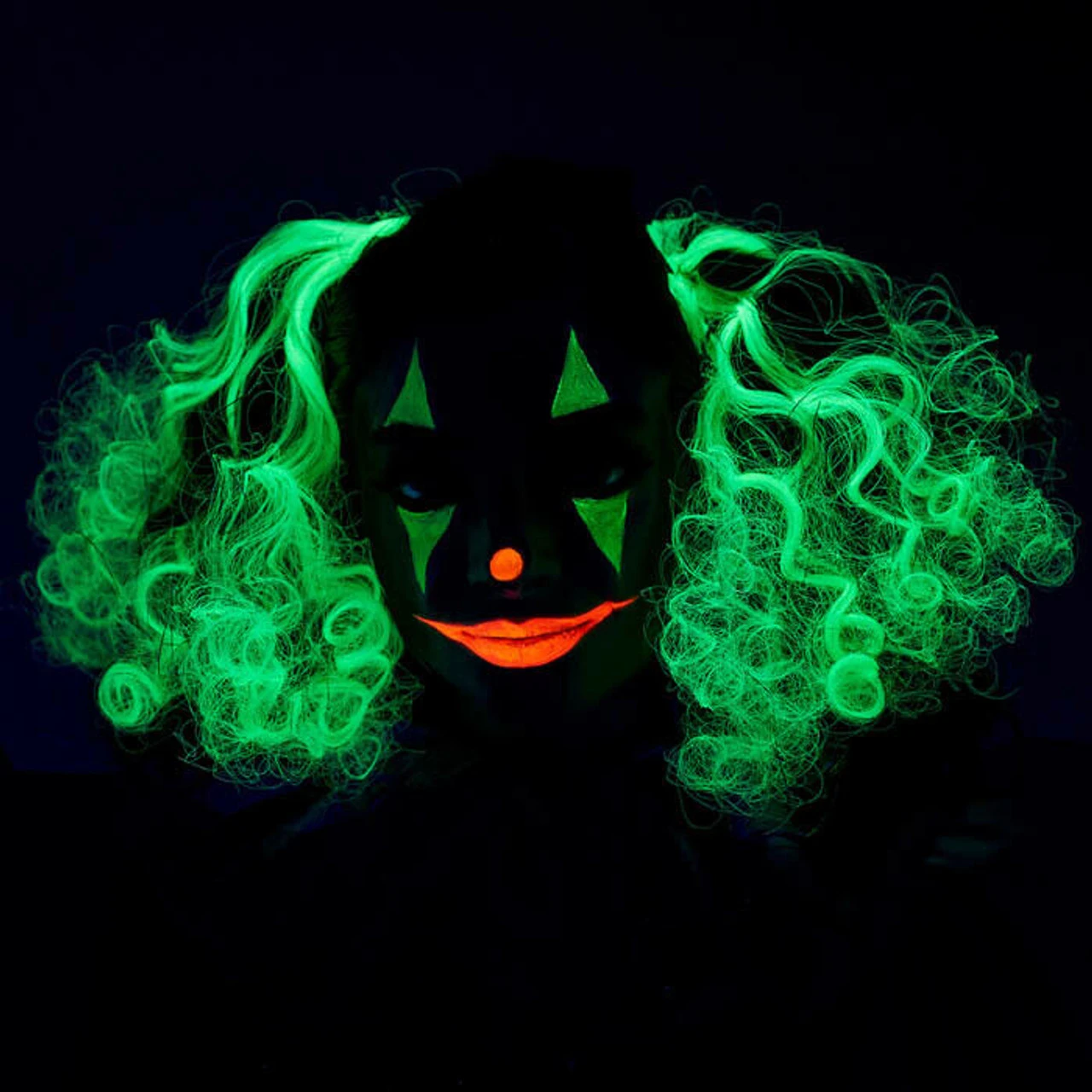 California Costumes Glow In The Dark Clip Curls Hair Halloween Costume 7020-059 6 California Costumes Glow In The Dark Clip Curls Hair Halloween Costume 7020-059 - Image 4